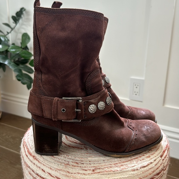Biviel brown suede studded ankle boots - Picture 2 of 10